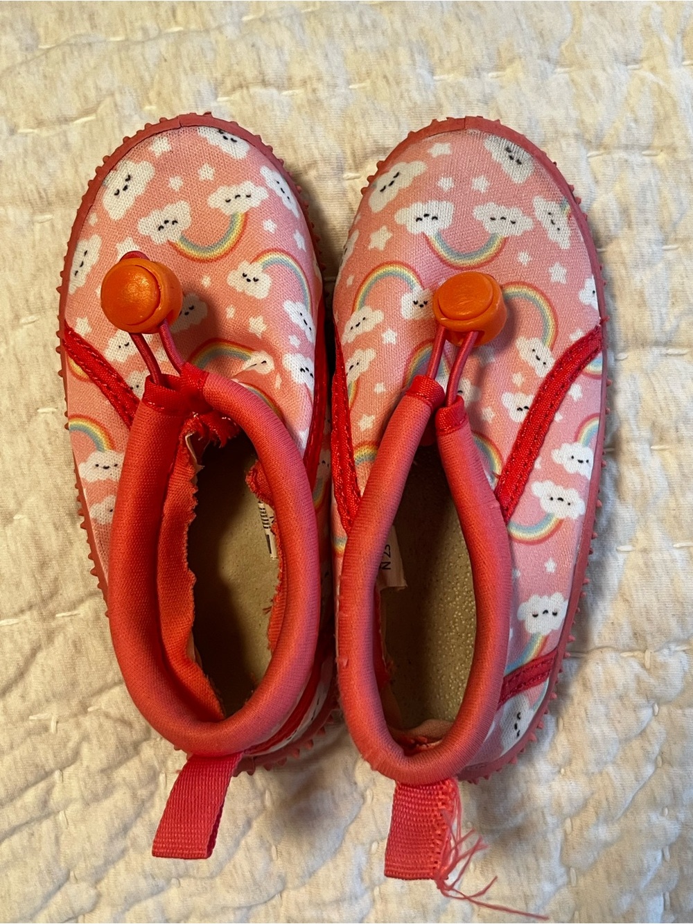 Kids Pink Rainbow Cloud Water Shoes with Toggle Closure